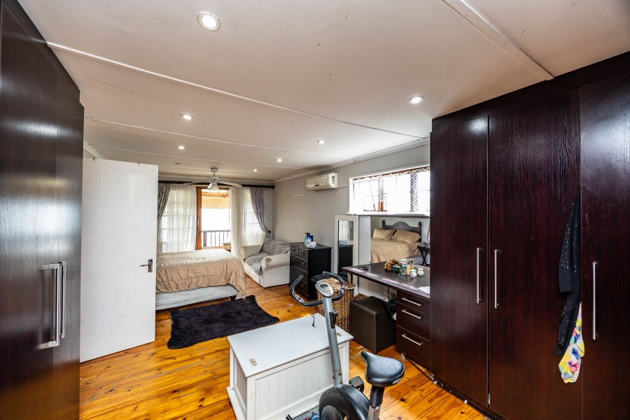 6 Bedroom Property for Sale in Kaysers Beach Eastern Cape